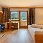 فندق Wiesenhof, Direkt Am 4*