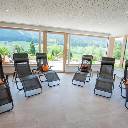Hotel Wiesenhof, Hotel Direkt Am See Weissensee