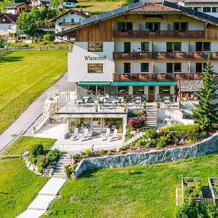 Wiesenhof, Hotel Direkt Am See Hotel