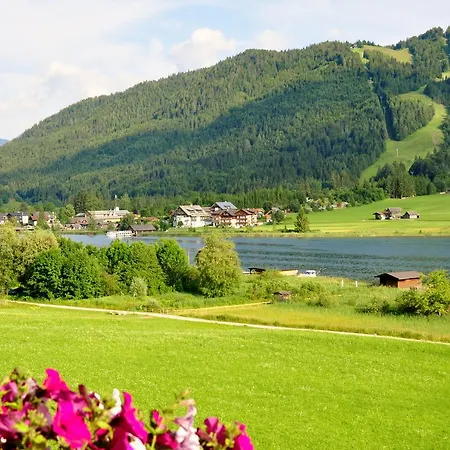 Wiesenhof, Hotel Direkt Am See Hotel 4*