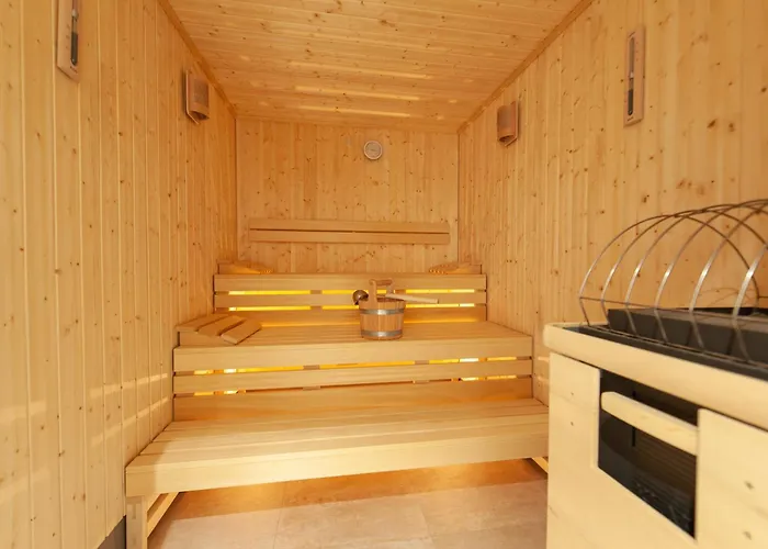 Wiesenhof, Direkt Am מלון 4*